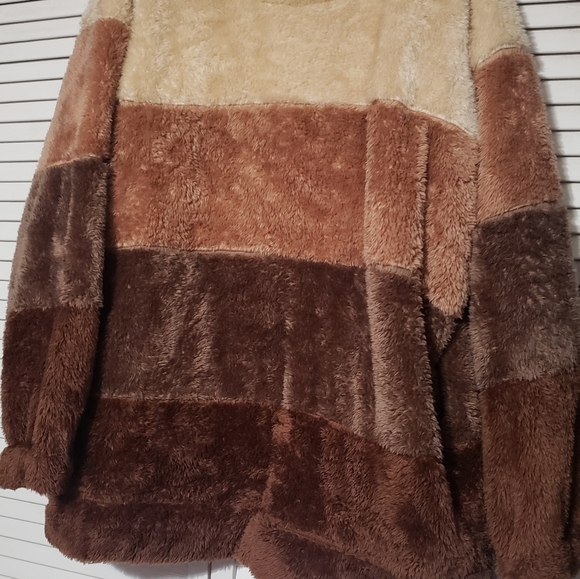 Zenana Outfitters Teddy Bear Soft Pullover 2X - Picture 6 of 6